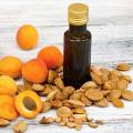 Полезные свойства абрикосового масла и примеры применения его в косметологи Абрикосовое масло применение для ногтей